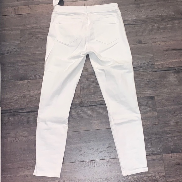 A&F core rise ankle super skinny destroyed jeans - Picture 2 of 5